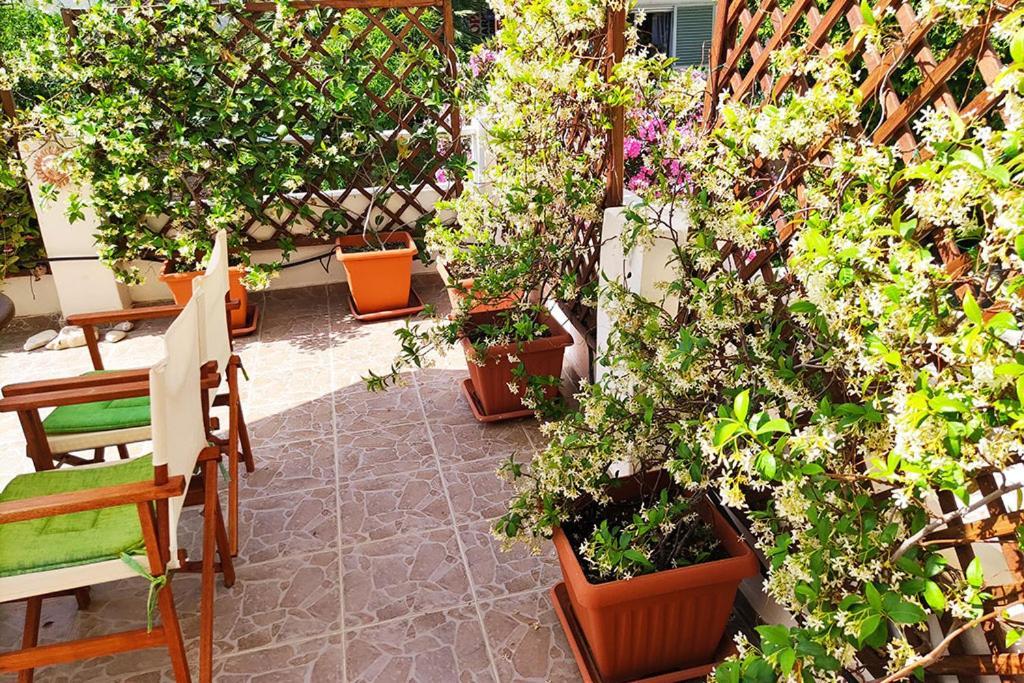 Appartement Italian Flair With A View à Rhodes City Extérieur photo